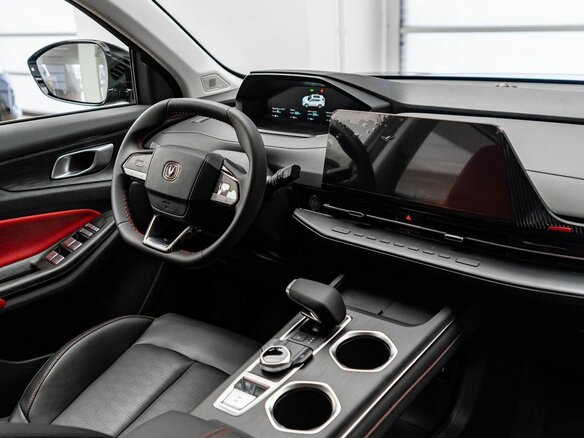 2025 Changan UNI-S I, чёрный, 3179900 рублей - вид 10