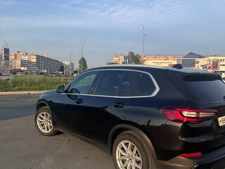 2021 BMW X5 25d IV (G05/G18), чёрный, 5700000 рублей, вид 4