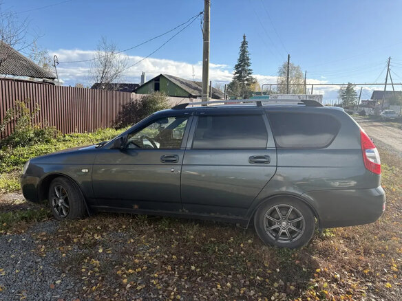 2011 Lada (ВАЗ) Priora I, зелёный, 280000 рублей - вид 3