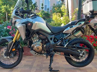 2016 Honda CRF 1000L Africa Twin, серебристый, 950000 рублей, вид 1