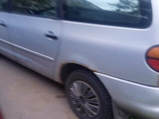 1997 Volkswagen Sharan I, серебристый, 220000 рублей, вид 3