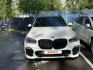 2021 BMW X5 40i IV (G05/G18), белый, 6100000 рублей, вид 3