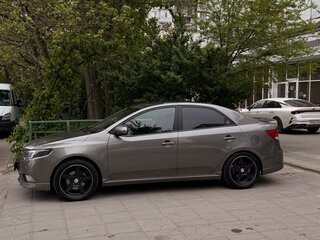 2011 Kia Cerato 6-speed II, серый, 399000 рублей, вид 4