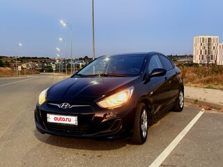 2013 Hyundai Solaris I, чёрный, 650000 рублей, вид 1