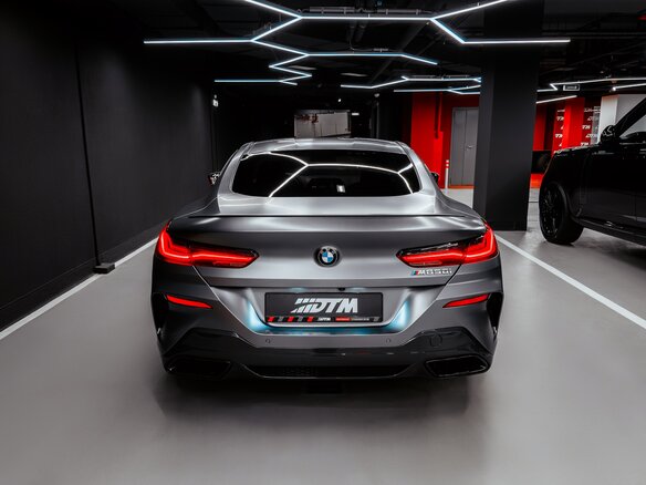 2021 BMW 8 серии M850i xDrive II (G14/G15/G16), серый, 9500000 рублей - вид 7