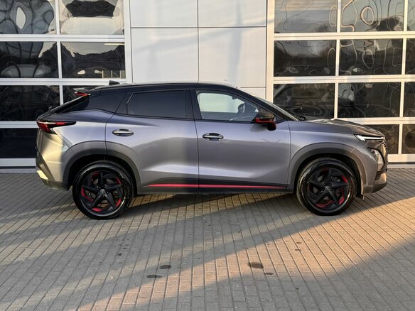 2023 Omoda C5 I, серый, 1790000 рублей - вид 7
