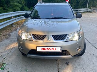 2007 Mitsubishi Outlander II, бежевый, 1150000 рублей, вид 2