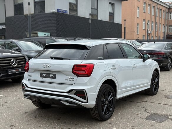 2022 Audi Q2 L 35 TFSI I Рестайлинг, белый, 2000000 рублей - вид 10