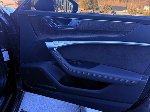 2020 Audi A7 55 TFSI II (4K), чёрный, 5699999 рублей - вид 11