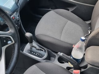 2011 Hyundai Solaris I, чёрный, 605000 рублей, вид 5