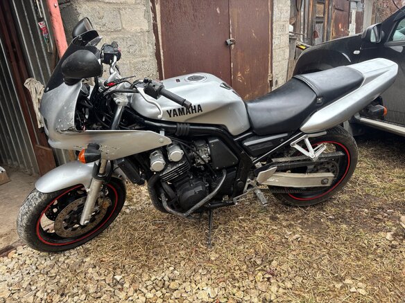 1997 Yamaha FZ400, серый, 210000 рублей - вид 1