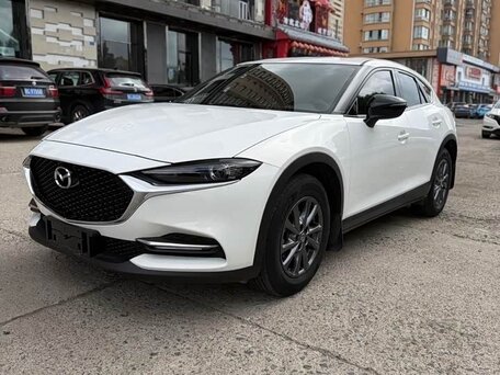 2022 Mazda CX-4 I Рестайлинг, белый, 1733000 рублей, вид 1