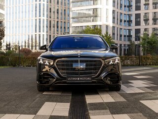2026 Mercedes-Benz S-Класс 580 Long 4MATIC VII (W223) Рестайлинг, чёрный, 30990000 рублей, вид 2