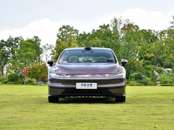 2025 Changan Qiyuan A06 28.39 kWh, фиолетовый - вид 1