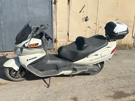 2012 Suzuki Burgman (SkyWave) 650, белый, 425000 рублей, вид 3
