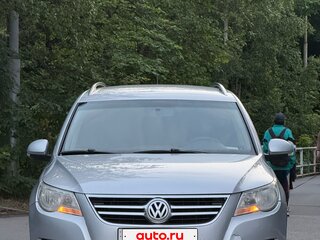 2011 Volkswagen Tiguan I, серебристый, 1050000 рублей, вид 2