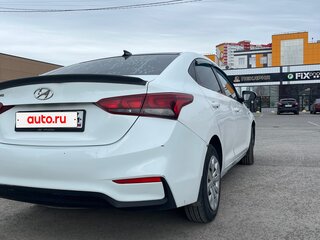 2017 Hyundai Solaris II, белый, 725000 рублей, вид 5