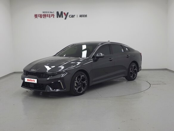 2026 Kia K5 III Рестайлинг, серый