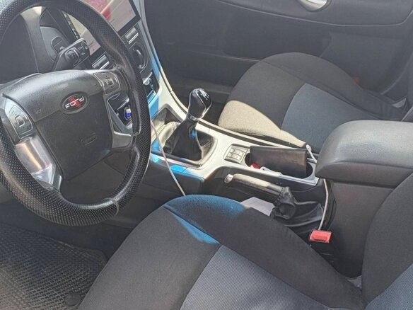 2011 Ford Mondeo IV Рестайлинг, чёрный, 380000 рублей - вид 5