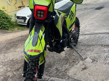 2025 MZ ES, зелёный, 179999 рублей, вид 4