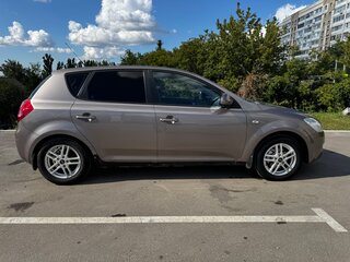 2008 Kia Ceed I, бежевый, 500000 рублей, вид 2