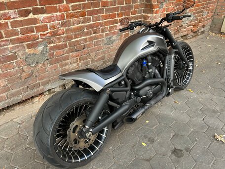 2025 Harley-Davidson V-Rod, серый, 2190000 рублей, вид 2