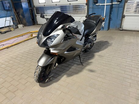 2003 Honda VFR 800, серебристый, 350000 рублей, вид 5