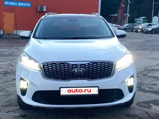 2018 Kia Sorento III Prime Рестайлинг, белый, 2890000 рублей, вид 1