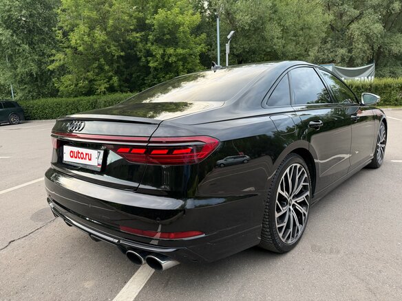 2023 Audi S8 IV (D5) Рестайлинг, чёрный - вид 9