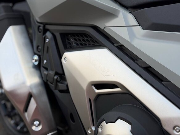 2026 Honda X-ADV, серебристый, 1550000 рублей - вид 13
