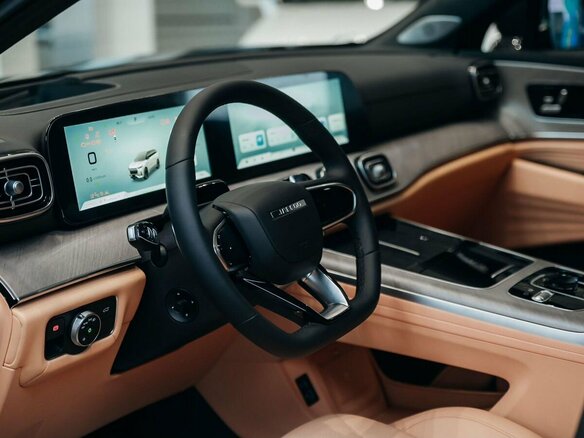 2025 Jaecoo J8, чёрный - вид 26