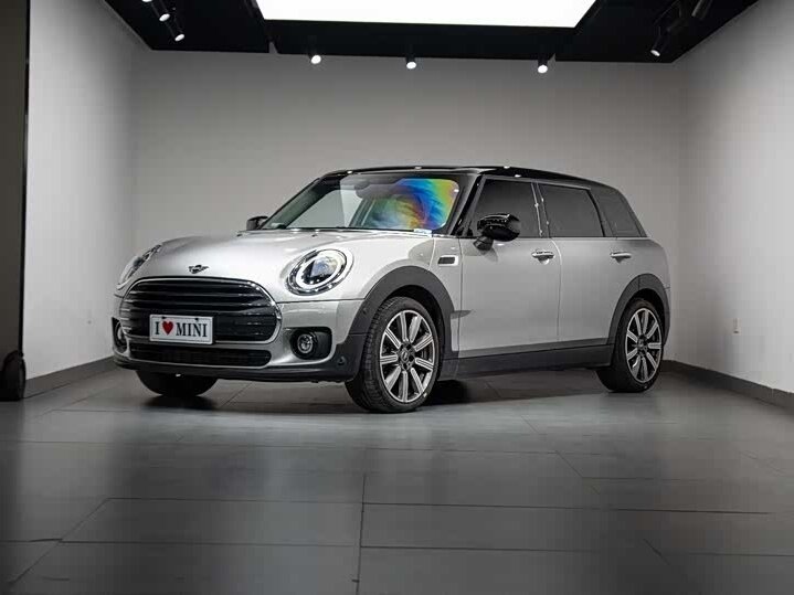 Открыть фотографии: Mini Clubman II Рестайлинг