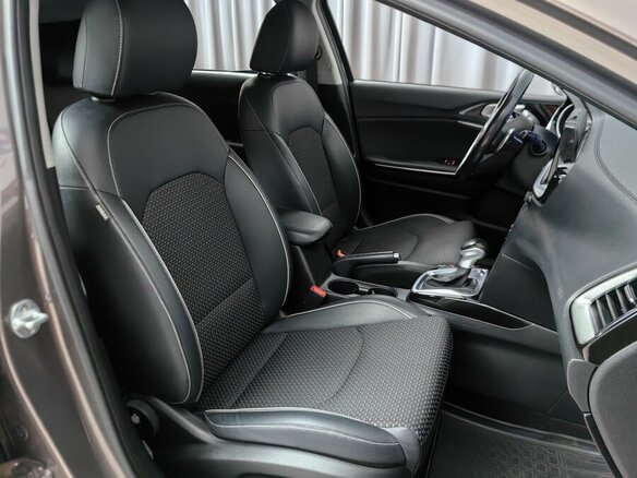 2019 Kia Ceed III, коричневый - вид 7