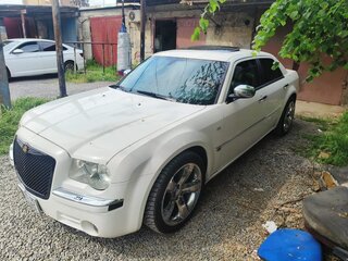 2005 Chrysler 300C I, белый, 1200000 рублей, вид 1