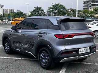 2026 BYD Yuan Up 45.12 kWh, серый, 1620333 рублей, вид 4