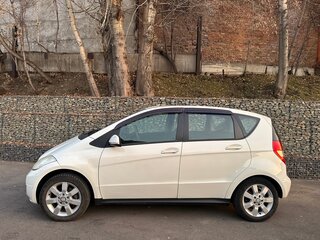 2012 Mercedes-Benz A-Класс 180 II (W169) Рестайлинг, белый, 670000 рублей, вид 4