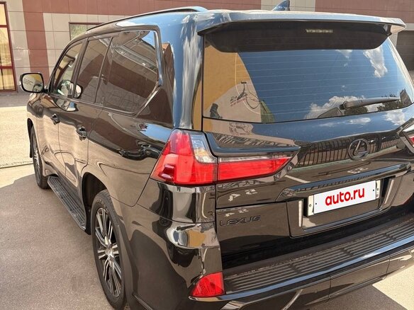 2021 Lexus LX 570 III Рестайлинг 2, чёрный - вид 4