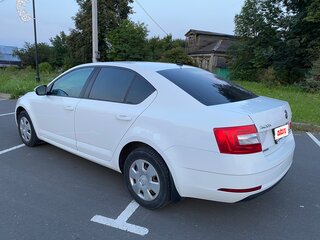 2018 Skoda Octavia III (A7) Рестайлинг, белый, 1420000 рублей, вид 5