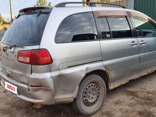 2002 Nissan Liberty, серебристый, 150000 рублей, вид 4