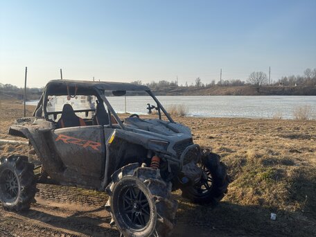2024 Polaris RZR 1000, чёрный, 2000000 рублей, вид 2