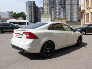 2013 Volvo S60 II, белый, 1599999 рублей, вид 5