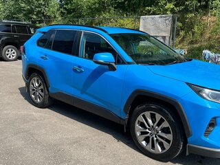 2020 Toyota RAV4 V (XA50), голубой, 2900000 рублей, вид 2