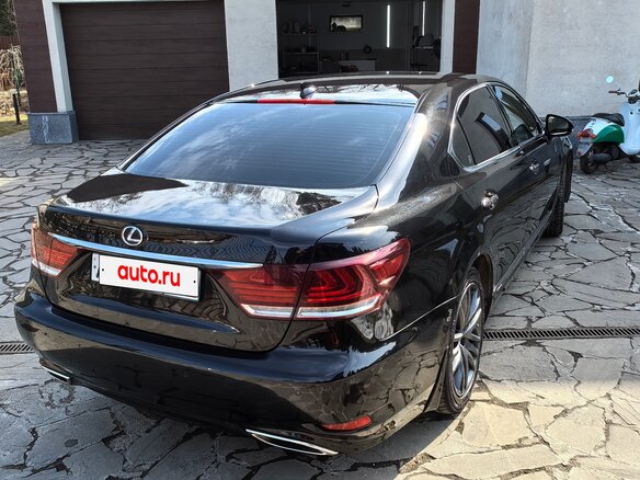 2014 Lexus LS Long 600h L IV Рестайлинг 2, чёрный, 2999000 рублей - вид 3