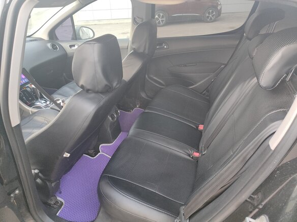 2008 Peugeot 308 I, чёрный, 285000 рублей - вид 7