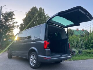 2022 Volkswagen Multivan T6 Рестайлинг, серый, 9000000 рублей, вид 4