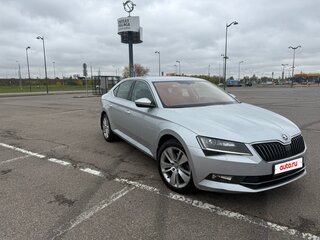 2015 Skoda Superb III, серебристый, 3000000 рублей, вид 4