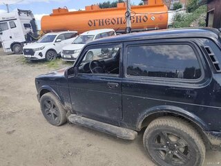 2024 Lada (ВАЗ) Niva Legend I, чёрный, 830000 рублей, вид 4