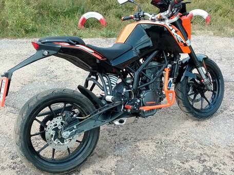 2013 KTM 200 Duke, оранжевый, 235000 рублей, вид 5
