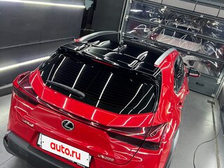 2021 Lexus UX 200 I, красный, 3000000 рублей, вид 4