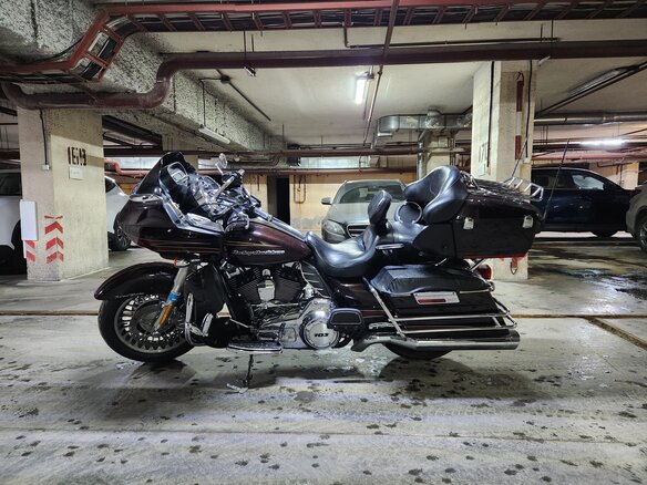 2011 Harley-Davidson Road Glide, коричневый, 1050000 рублей - вид 3